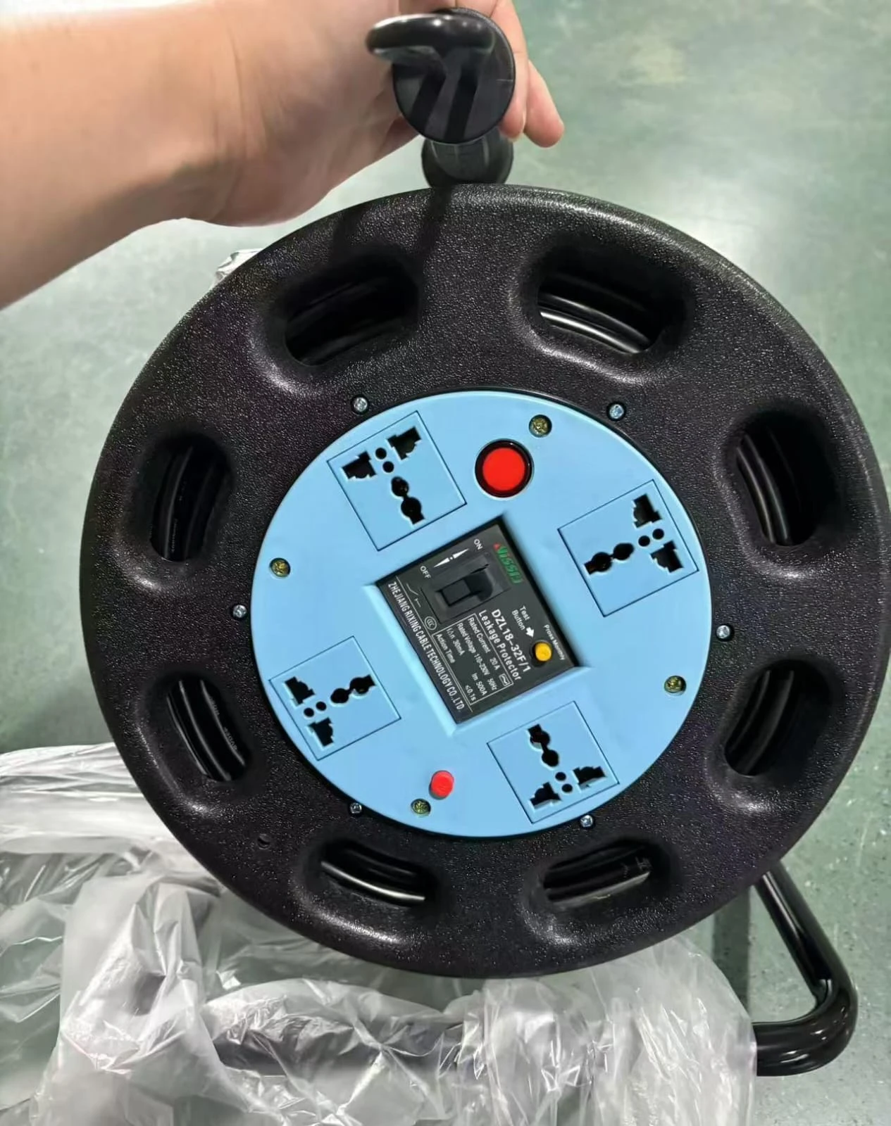 Toller 4 Socket 2.5mm x 50M Extension Cable Reel - Sokokubwa
