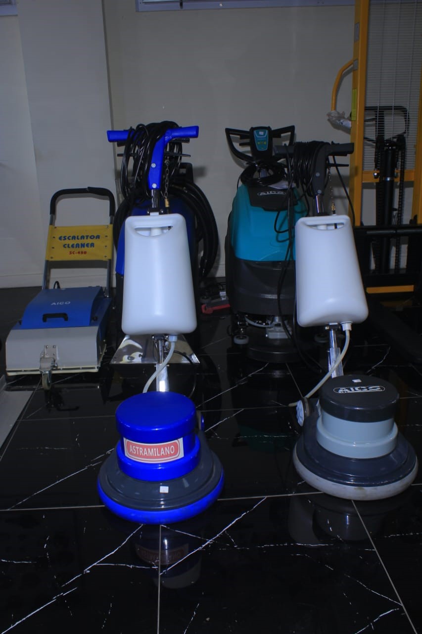 Aico/Astramillano Floor Scrubber